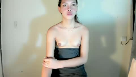 Rona Ella online show from June 2026 12:33:01 AM