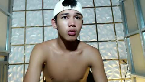 urdreamboy_clarin online show from February 2026 06:22:01 PM