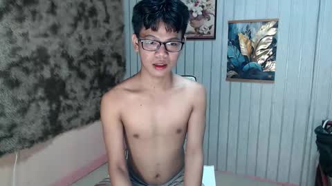 Snapshot of urdreamboy_doms chatting on May 2026 03:15:01 AM urdreamboy_doms online show from May 2026 03:15:01 AM