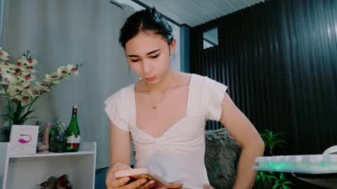 urfave_bbgirl online show from November 2025 04:05:01 AM