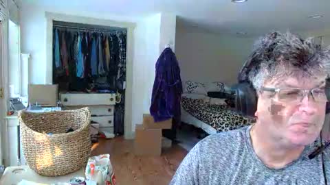 Snapshot of urfavteach50 chatting on December 2024 03:00:02 PM Gregor online show from December 2024 03:00:02 PM