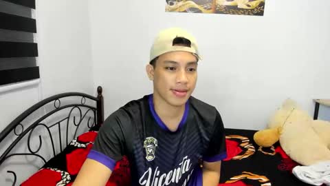 urfucker_vinz online show from April 2026 01:10:02 PM