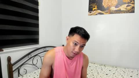Snapshot of urfucker_vinz chatting on July 2026 03:39:01 PM urfucker_vinz online show from July 2026 03:39:01 PM