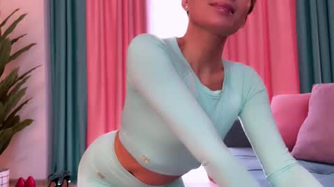 Jenny online show from October 2025 12:06:01 PM