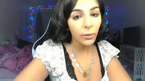 Snapshot of urgoddessmarla chatting on November 2025 06:29:01 PM Goddess Marla online show from November 2025 06:29:01 PM