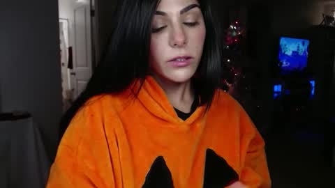 Snapshot of urgoddessmarla chatting on November 2025 03:50:01 AM Goddess Marla online show from November 2025 03:50:01 AM