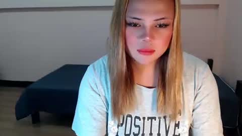 Snapshot of urgoddessophiaxxx chatting on February 2026 11:49:01 PM Miss Sophia3 online show from February 2026 11:49:01 PM