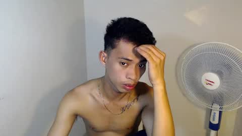 Snapshot of urhotfuckingass chatting on June 2026 02:44:01 AM richard online show from June 2026 02:44:01 AM