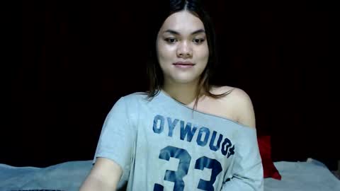 urhottie_bella online show from June 2026 10:06:02 AM