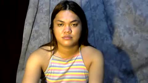 Snapshot of urhottie_bella chatting on June 2026 07:19:01 PM urhottie_bella online show from June 2026 07:19:01 PM