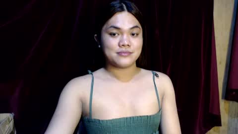 Snapshot of urhottie_bella chatting on June 2026 03:03:01 PM urhottie_bella online show from June 2026 03:03:01 PM