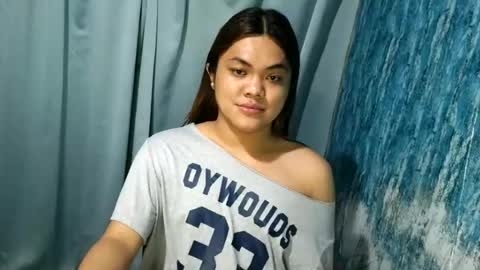 Snapshot of urhottie_bella chatting on June 2026 09:57:02 PM urhottie_bella online show from June 2026 09:57:02 PM