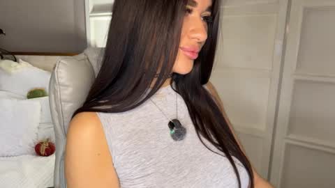 Kristina online show from October 2025 01:09:02 AM