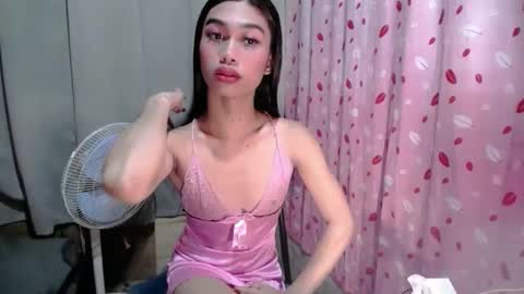 urloverjasmine_xx online show from March 2026 12:10:02 PM