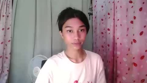 urloverjasmine_xx online show from April 2026 06:08:01 AM