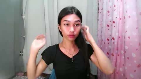Snapshot of urloverjasmine_xx chatting on May 2026 01:13:02 AM urloverjasmine_xx online show from May 2026 01:13:02 AM