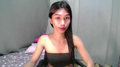 Snapshot of urloverjasmine_xx chatting on May 2026 01:12:01 AM urloverjasmine_xx online show from May 2026 01:12:01 AM