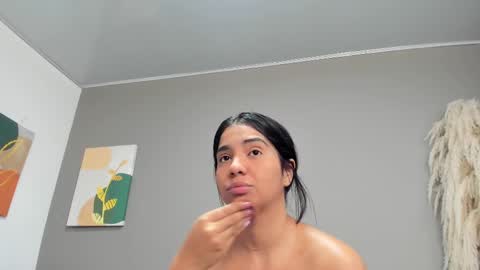 Love online show from October 2025 12:52:02 AM