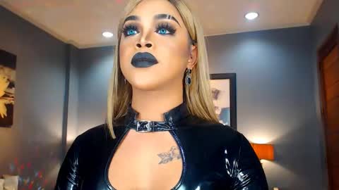 UrMajestyTyra online show from February 2025 12:35:02 AM