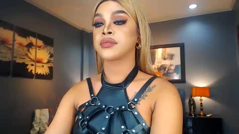 UrMajestyTyra online show from March 2025 04:08:02 AM