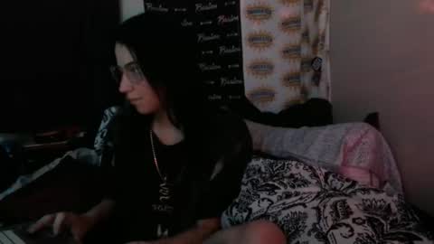 Snapshot of urmomalexx chatting on June 2026 08:09:02 AM urmomalexx online show from June 2026 08:09:02 AM