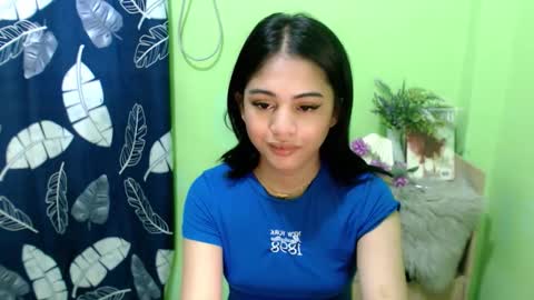 urmystical_sofie online show from September 2025 04:25:02 AM