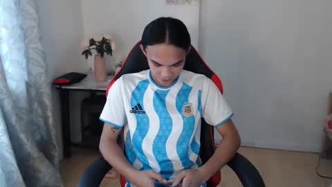 Snapshot of urnaughtysexy_alina chatting on September 2025 07:33:02 AM Your sexy alina online show from September 2025 07:33:02 AM