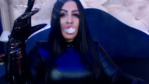 Snapshot of uronlysin chatting on December 2024 10:16:01 PM UrOnlySin online show from December 2024 10:16:01 PM