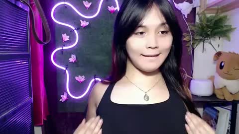 Pia online show from September 2025 05:49:01 PM