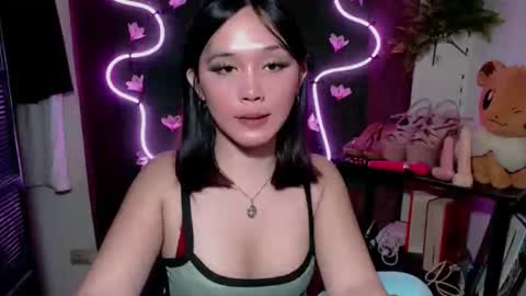 Pia online show from October 2025 05:39:01 PM