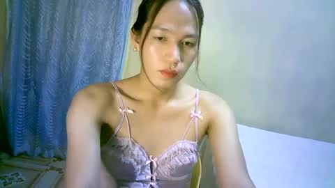 Snapshot of urpinaylovelyjuliaxxx chatting on December 2024 02:37:01 PM queen julia not into CHEAPGUY online show from December 2024 02:37:01 PM