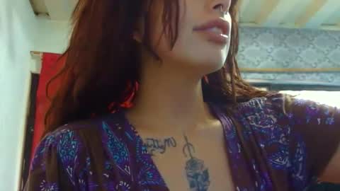 Aniie online show from February 2025 11:57:02 AM