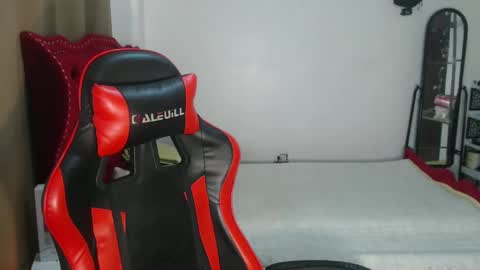 Janine online show from January 2025 05:20:02 AM