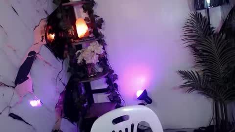 ursandra_xx online show from September 2025 07:19:01 AM