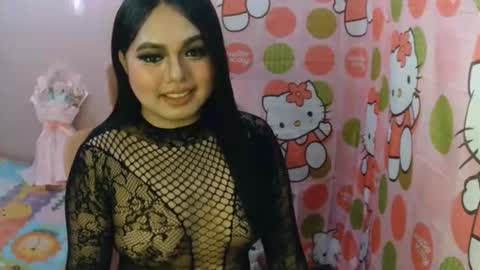 maxie online show from December 2025 11:04:02 AM