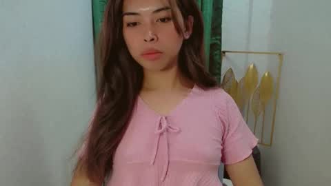 Snapshot of urslutty_jasmine chatting on April 2026 06:11:02 PM jasmine online show from April 2026 06:11:02 PM