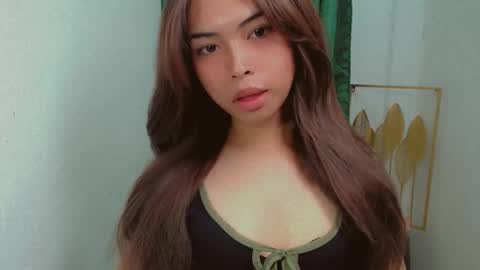 Snapshot of urslutty_jasmine chatting on April 2026 07:18:01 PM jasmine online show from April 2026 07:18:01 PM