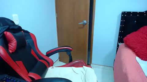 Eveling Blanco  online show from March 2026 01:10:02 AM