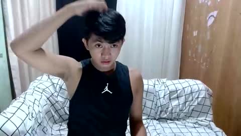 Snapshot of ursweet_jem chatting on November 2025 06:52:01 AM JEm online show from November 2025 06:52:01 AM