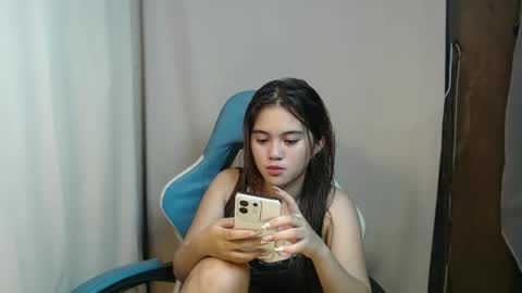 Snapshot of ursweetcarina69 chatting on February 2026 10:12:01 AM ursweetcarina69 online show from February 2026 10:12:01 AM