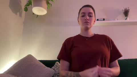 Dream online show from September 2025 02:44:01 AM