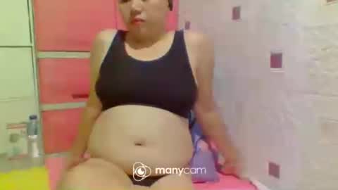 Snapshot of urwildest_dreams69 chatting on June 2026 08:28:01 AM ella online show from June 2026 08:28:01 AM
