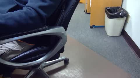 Snapshot of useemie chatting on January 2025 11:37:02 PM useemie online show from January 2025 11:37:02 PM