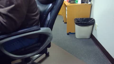 Snapshot of useemie chatting on January 2025 08:12:01 PM useemie online show from January 2025 08:12:01 PM