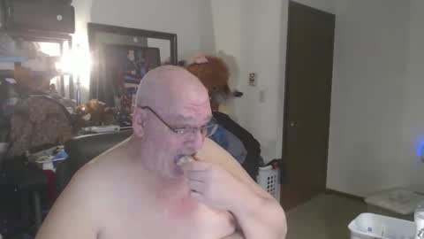 Snapshot of usgoober chatting on February 2026 02:26:02 AM Eric online show from February 2026 02:26:02 AM