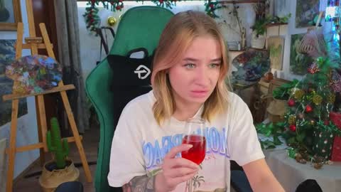 Snapshot of uvrays999 chatting on January 2025 01:15:02 AM Leila online show from January 2025 01:15:02 AM