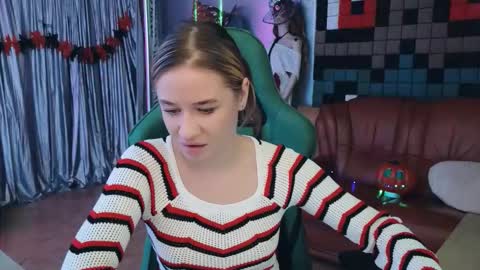 Snapshot of uvrays999 chatting on October 2025 07:03:01 PM Leila online show from October 2025 07:03:01 PM