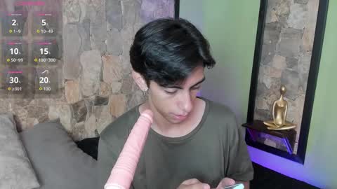 UYUKIE online show from September 2025 12:18:02 PM