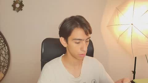 UYUKIE online show from September 2025 11:59:01 AM