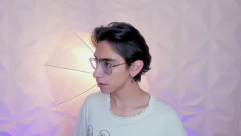 UYUKIE online show from March 2026 01:43:02 AM